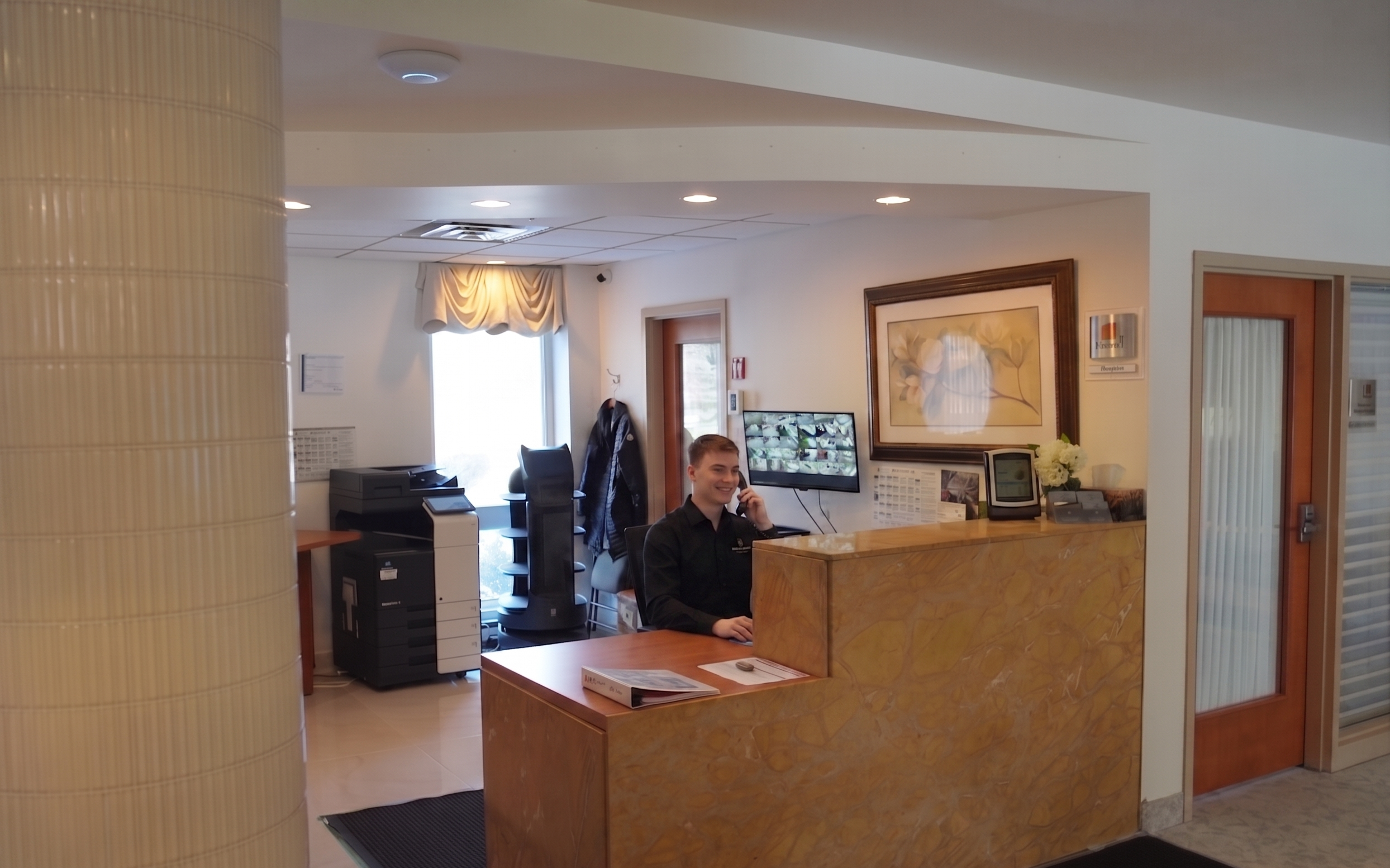 Front reception at Château Maxwell